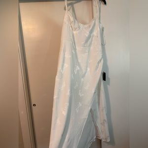 Lulus Wrap Midi Dress